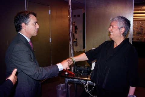 Foto:  Encuentro  con Maggie Boeppple Presidenta del Consejo Cultural de Manhattan 