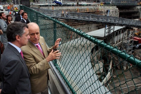 Argazkia: I�igo Urkullu eta Kee Lelpi, irailaren 11ko Familia Elkarteko zuzendaria