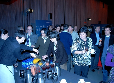 Foto: Tras el encuentro  se ofreci� a los asistentes una degustaci�n de platos innovadores