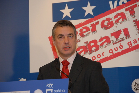 Foto: La intervenci�n de I�igo Urkullu 