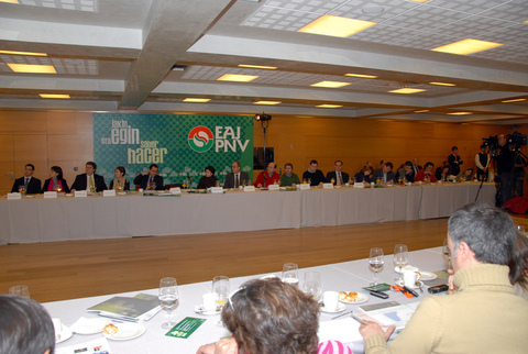 Foto: Una vista panor�mica de la presentaci�n del documento final del proyecto Think Gaur 